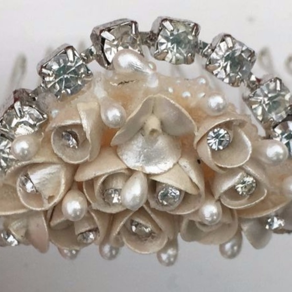 Exquisite Bridal Tiara Hair Comb from Saks 5th Ave main image 4